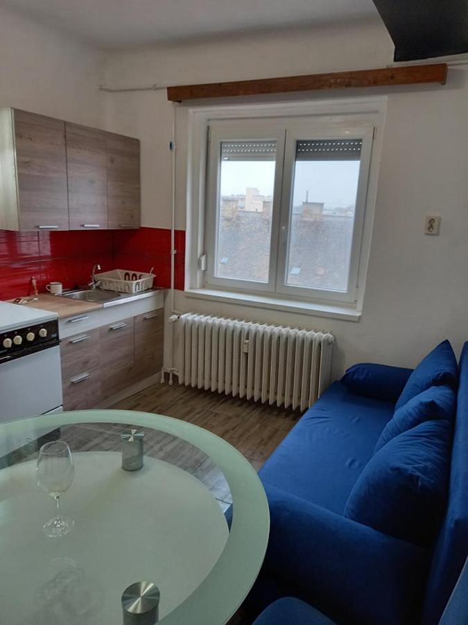 Aha Lejlighed Debrecen Eksteriør billede